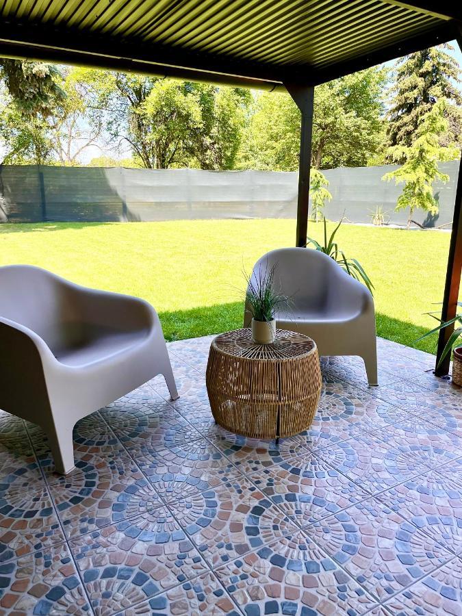 Thermal Apartmanok Raday 4 - Zendaya Hajdúszoboszló Εξωτερικό φωτογραφία